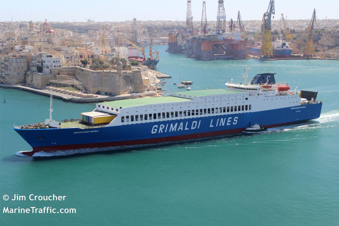 Balearia noleggia Napoli per rinforzare i collegamenti tra Algeciras e Tanger Med