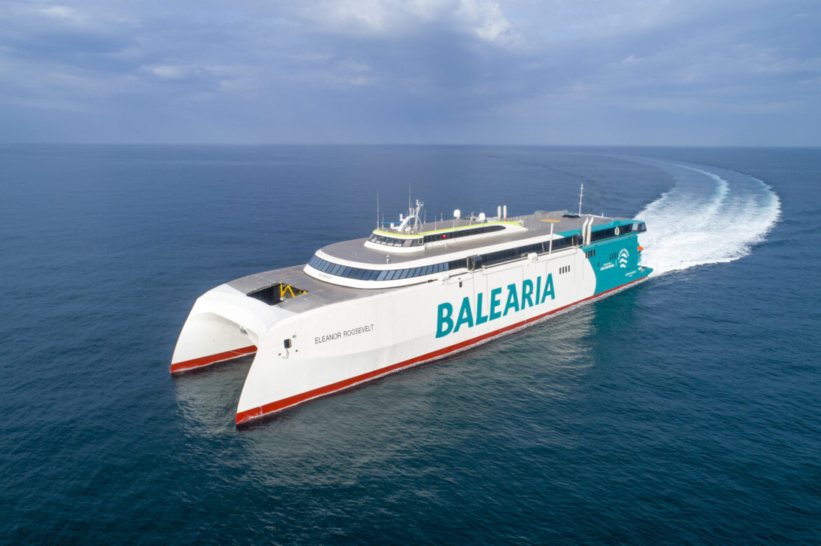 Iniziata la costruzione del nuovo catamarano ibrido Margarita Salas di Balearia