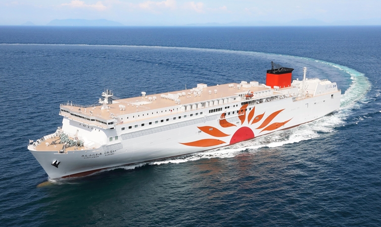 Sunflower Ferry prende in consegna Sunflower Kurenai,il primo traghetto ad alimentazione a GNL del Giappone