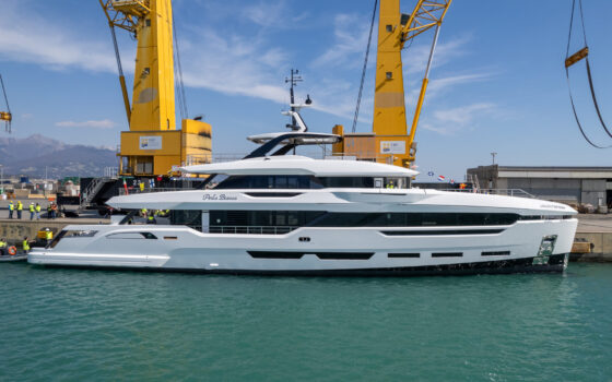 Il cantiere navale Baglietto di La Spezia vara il nuovo yacht Perla Bianca