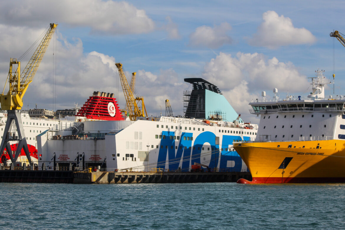 Il traghetto Bithia passa a Moby e cambia nome in Moby Ale Due