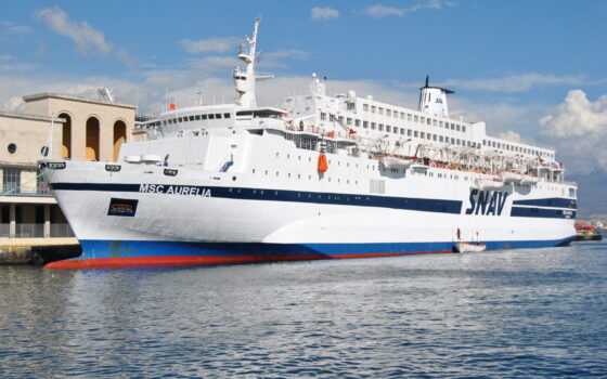 Il traghetto MSC Aurelia torna in livrea SNAV